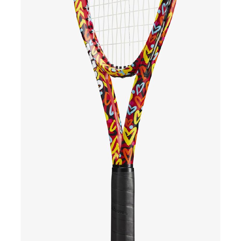 Теннисная ракетка Wilson Clash 100 Britto Hearts V2.0