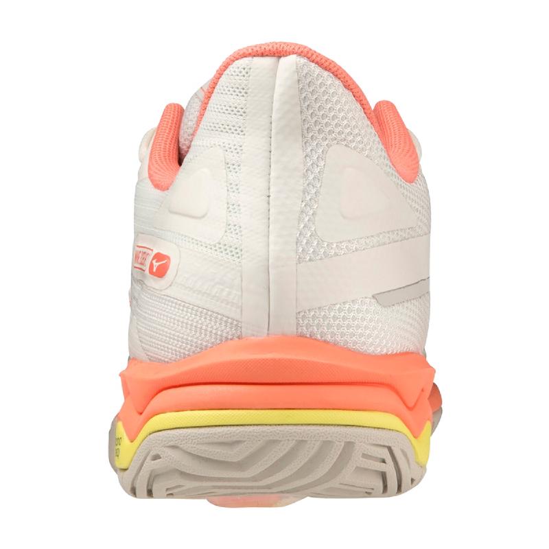 Теннисные кроссовки Mizuno Wave Exceed Light 2 AC White/Coral
