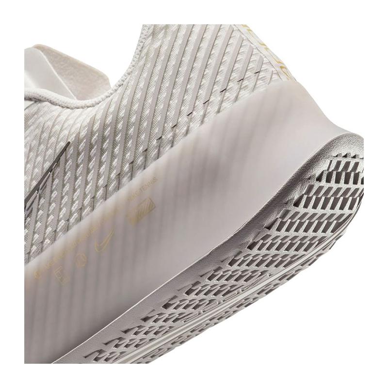 Теннисные кроссовки Nike Zoom Vapor 11 Premium Platinum/Metallic Silver/Black