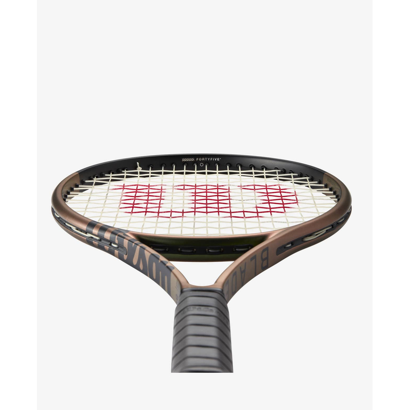 Теннисная ракетка Wilson Blade 98S Version 8.0