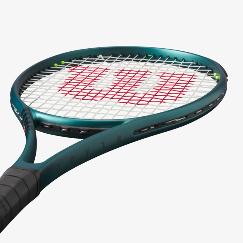 Теннисная ракетка Wilson Blade 101L Version 9.0